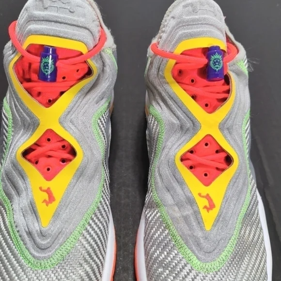 Nike LeBron Soldier 14 'Hare' Multicolor Basketball Sneakers Men Shoes Sz 11.5